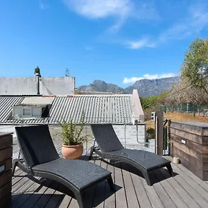 Rooftop In Trendy Neighbourhood Villa